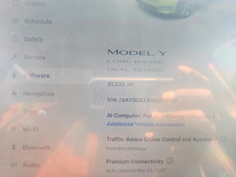 2024 TESLA MODEL Y 9