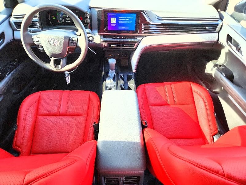 2025 TOYOTA CAMRY LE LE 8