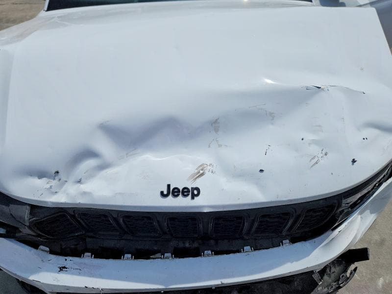 2024 JEEP GRAND CHEROKEE L LAREDO L LAREDO 12