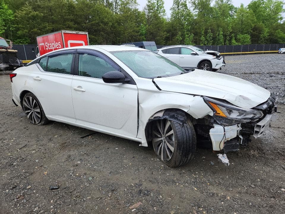 2022 NISSAN ALTIMA SR SR 4