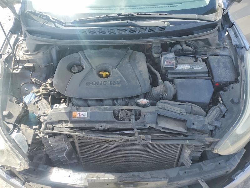 2016 HYUNDAI ELANTRA SE 11