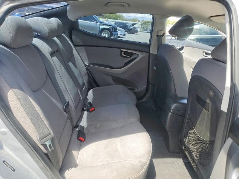 2016 HYUNDAI ELANTRA SE 10
