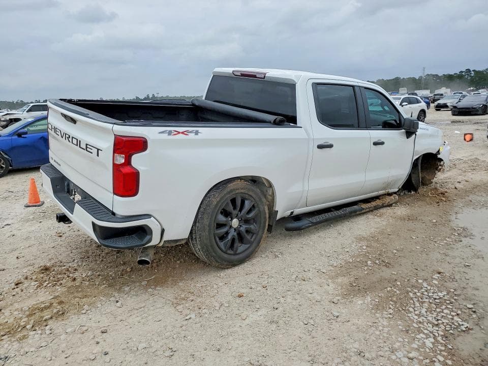 2019 CHEVROLET SILVERADO K1500 CUSTOM 3