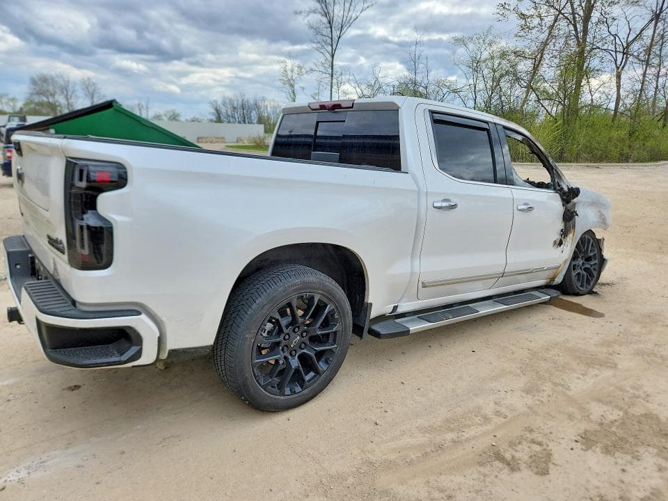 2024 CHEVROLET SILVERADO K1500 HIGH COUNTRY 3