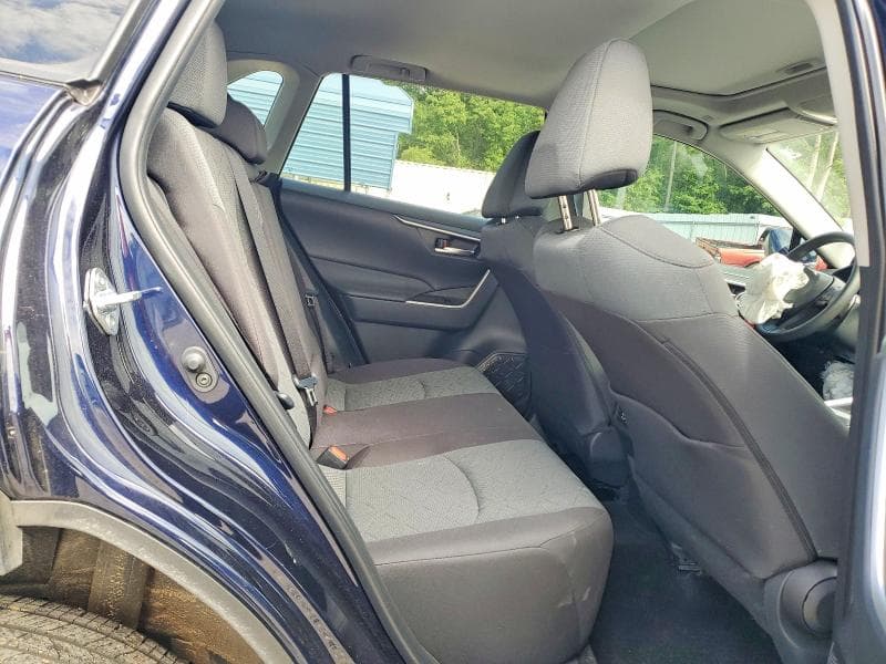2025 TOYOTA RAV4 XLE XLE 11