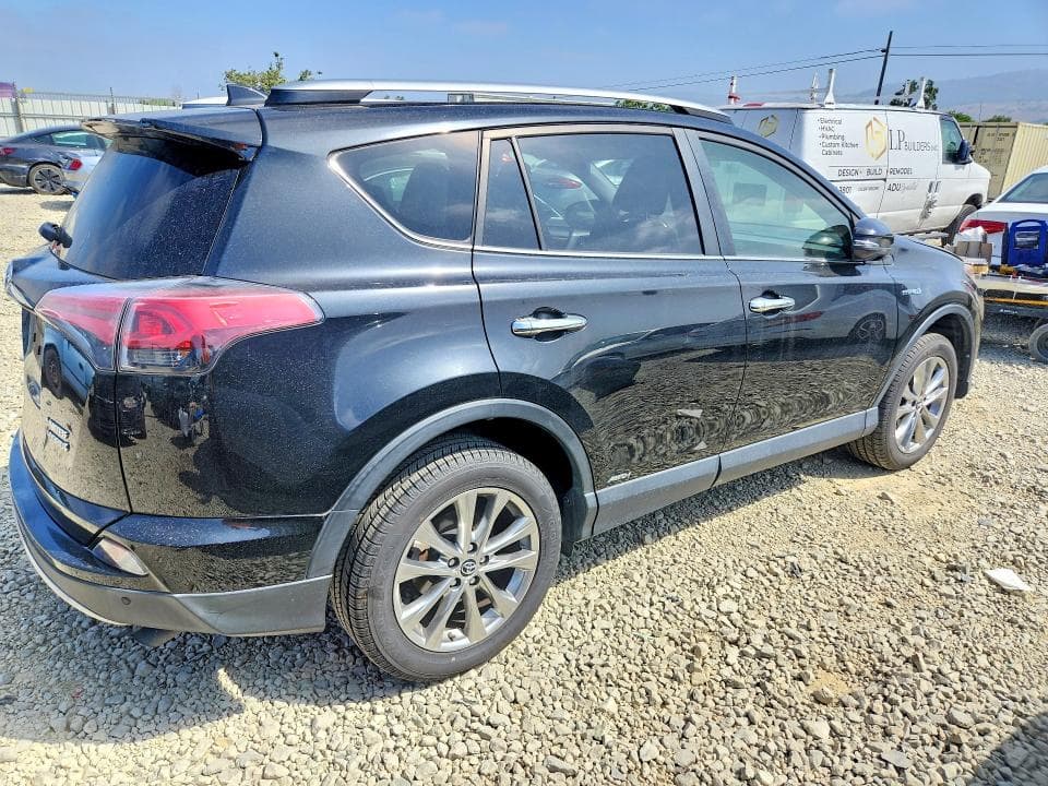 2018 TOYOTA RAV4 HV LIMITED 3