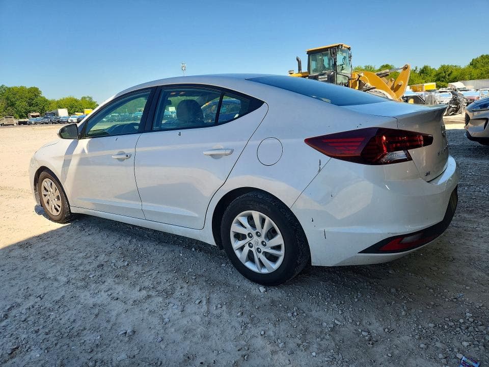 2019 HYUNDAI ELANTRA SE 2