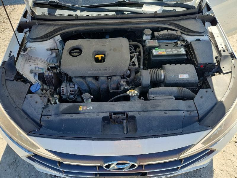 2019 HYUNDAI ELANTRA SE 11