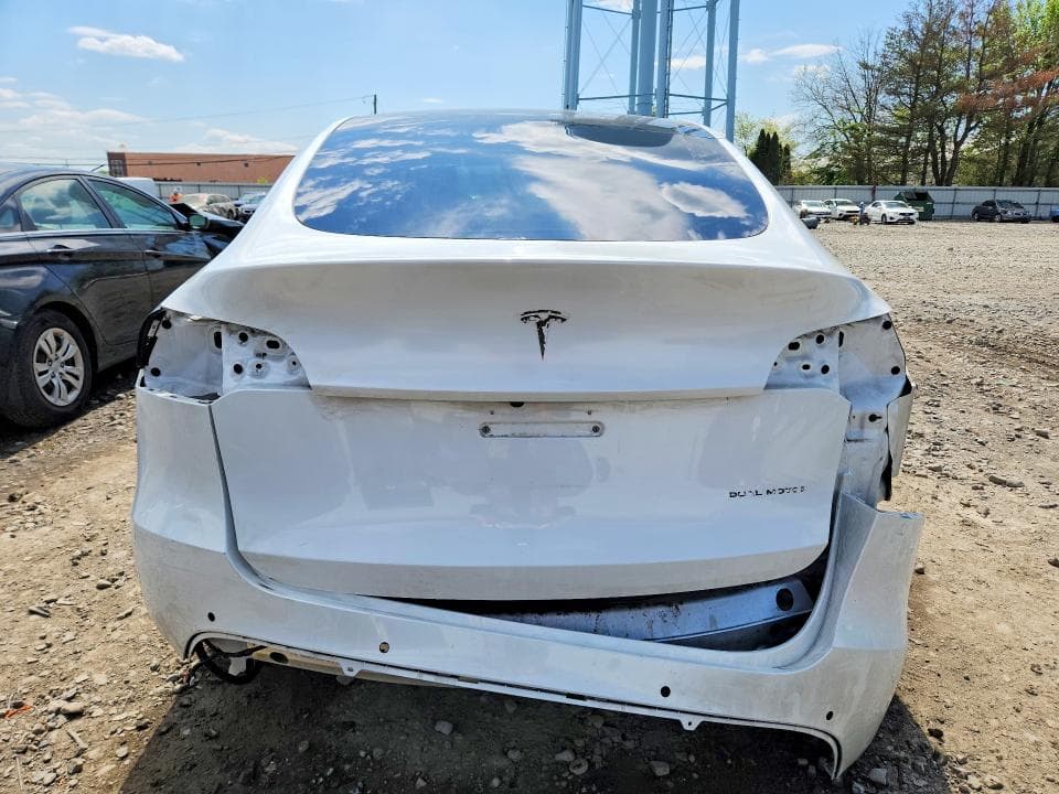 2021 TESLA MODEL Y 6