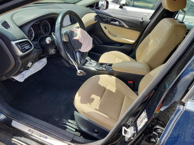 2018 INFINITI QX30 PREMIUM PREMIUM 8