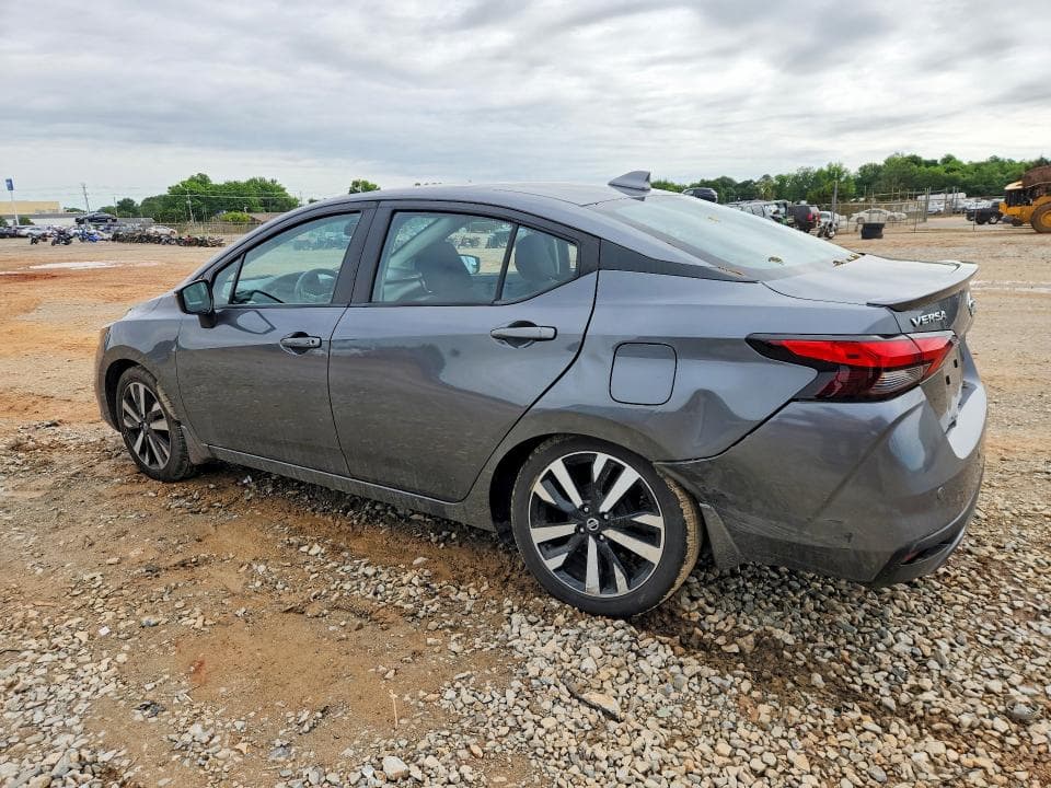 2021 NISSAN VERSA SR 2