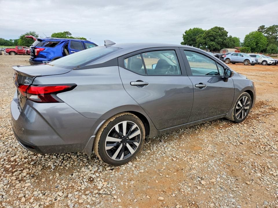 2021 NISSAN VERSA SR 3