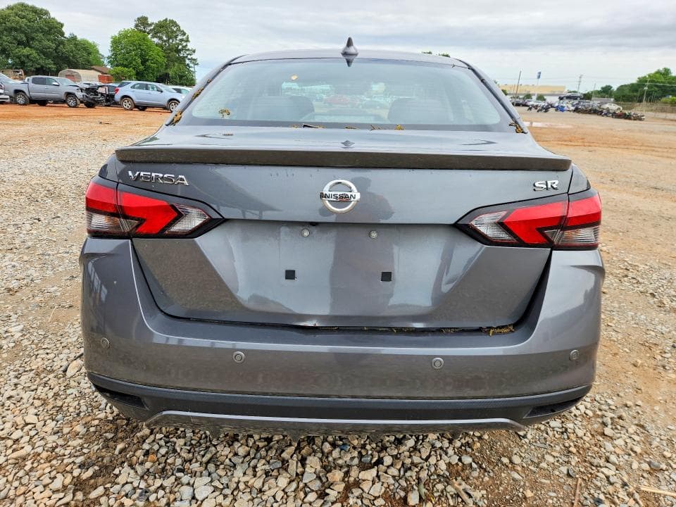 2021 NISSAN VERSA SR 6