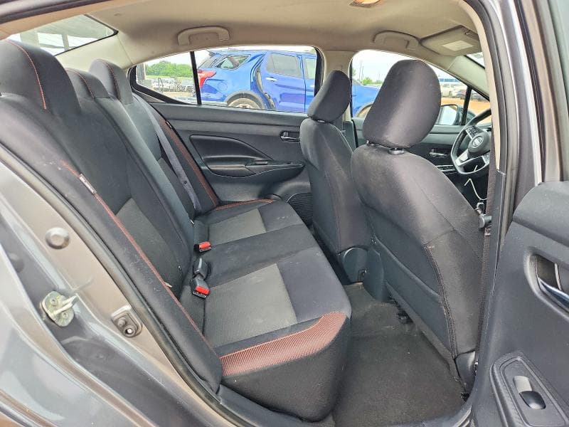 2021 NISSAN VERSA SR 10