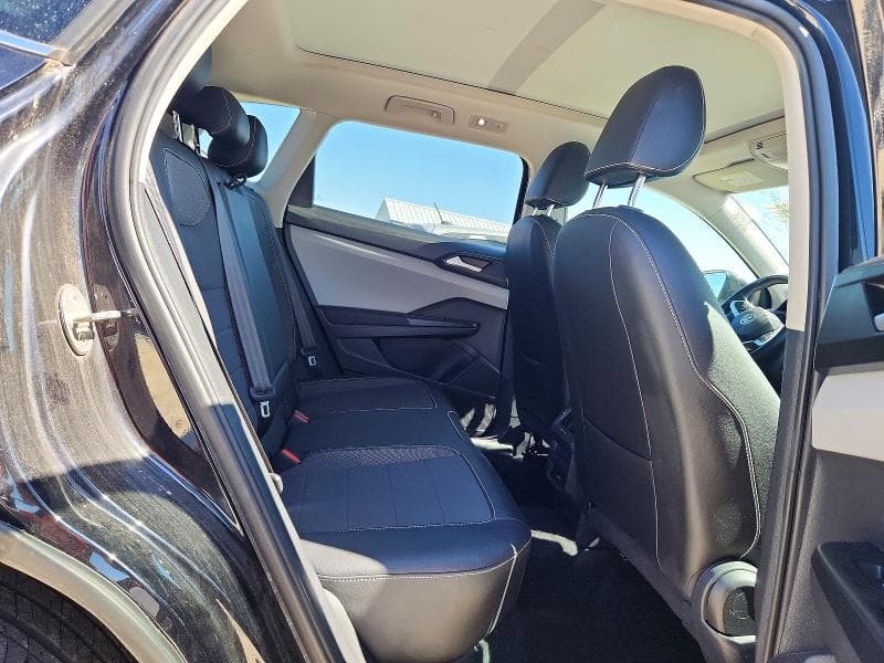 2022 VOLKSWAGEN TAOS SE IQ DRIVE 11