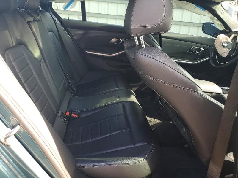 2020 BMW 330I 10