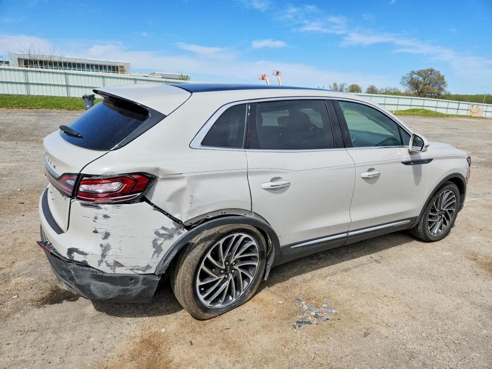 2020 LINCOLN NAUTILUS RESERVE 3