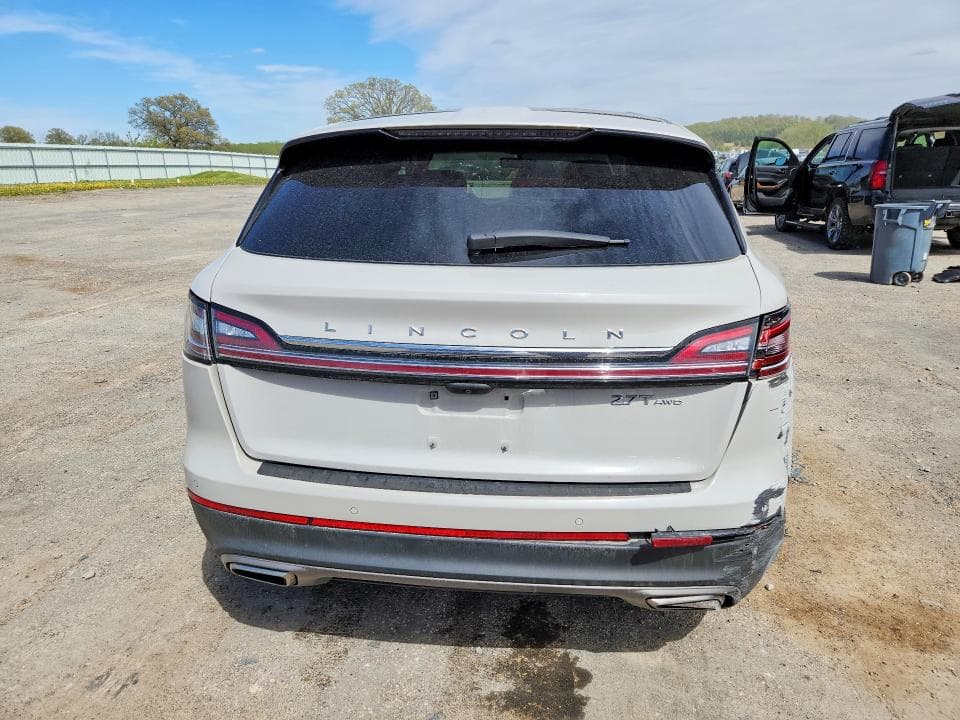 2020 LINCOLN NAUTILUS RESERVE 6