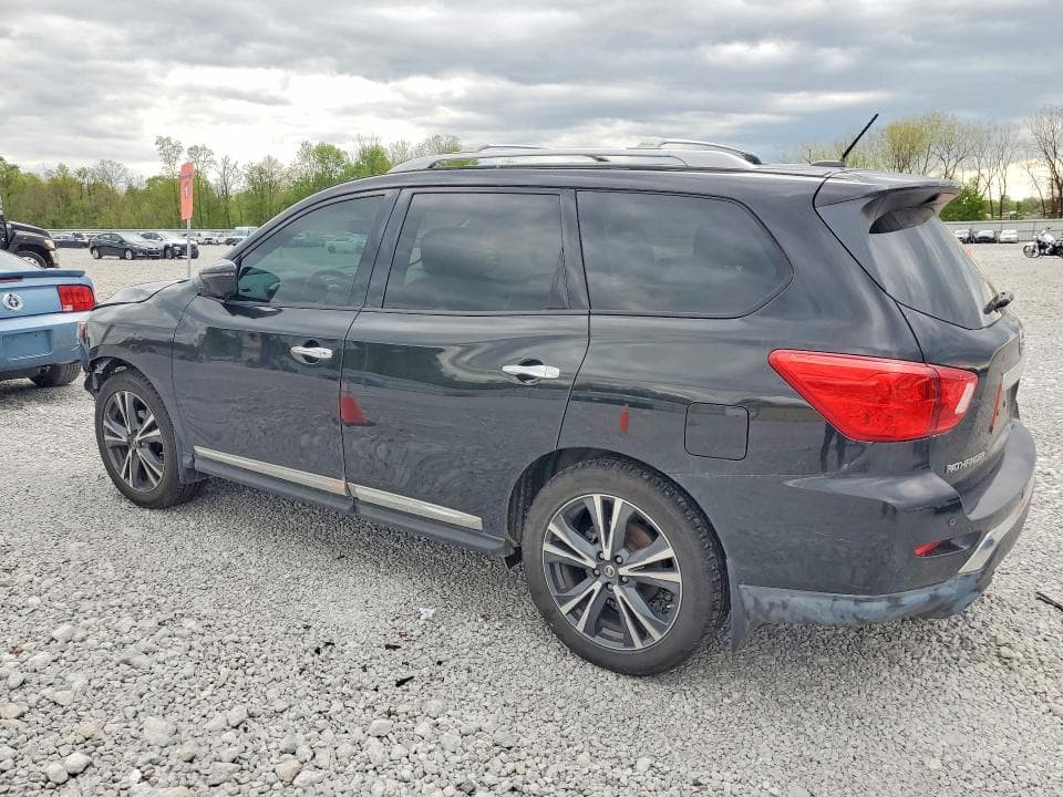 2018 NISSAN PATHFINDER PLATINUM 2
