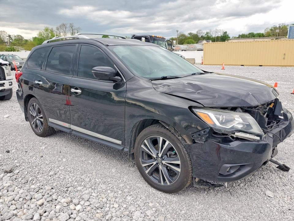 2018 NISSAN PATHFINDER PLATINUM 4