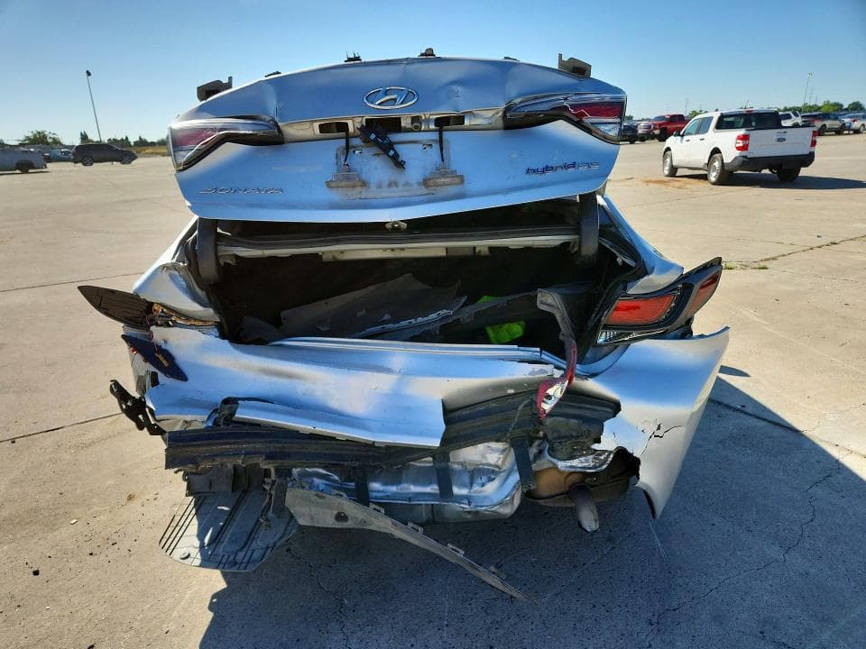 2017 HYUNDAI SONATA HYBRID SE SE 6