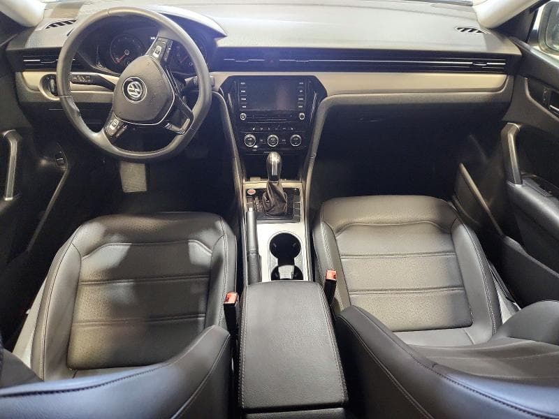 2022 VOLKSWAGEN PASSAT SE 8