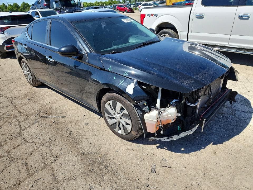 2019 NISSAN ALTIMA S 4