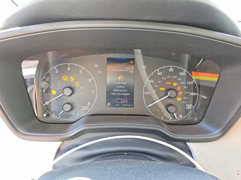 2024 TOYOTA COROLLA LE 9