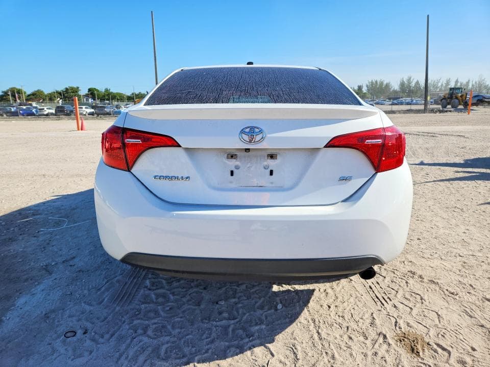 2018 TOYOTA COROLLA SE 6