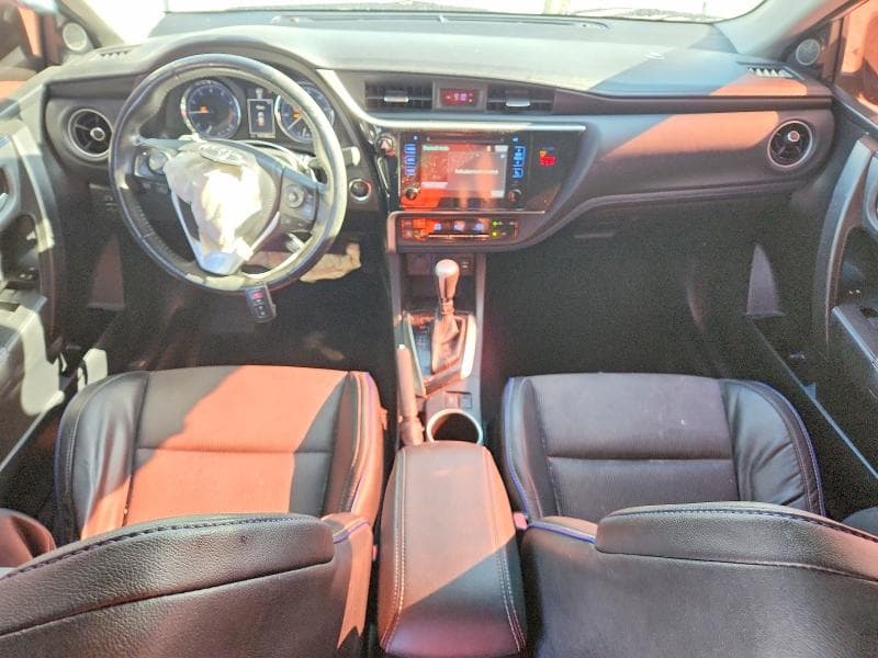 2018 TOYOTA COROLLA SE 8