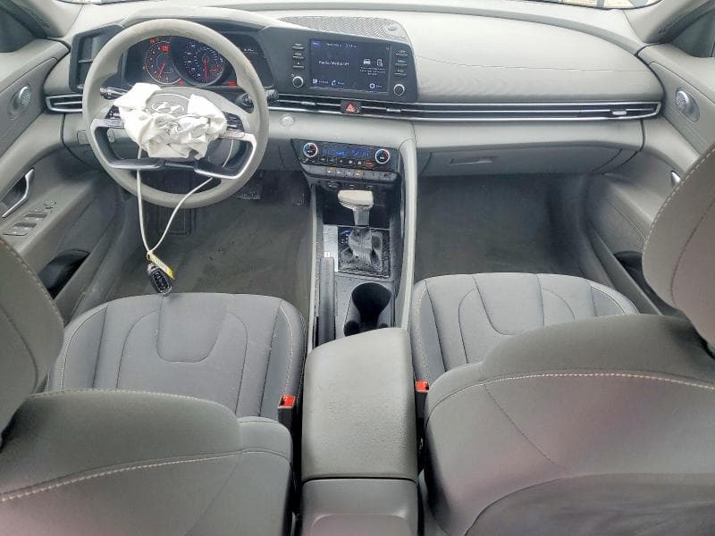 2022 HYUNDAI ELANTRA SEL 8