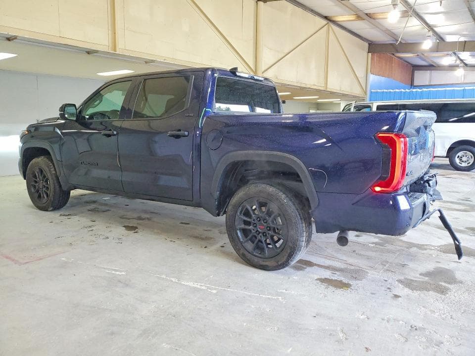 2024 TOYOTA TUNDRA SR5 2