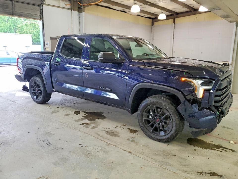 2024 TOYOTA TUNDRA SR5 4