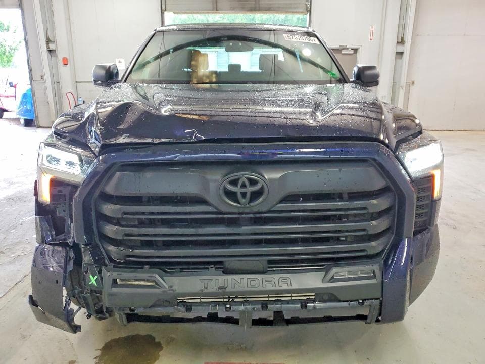 2024 TOYOTA TUNDRA SR5 5