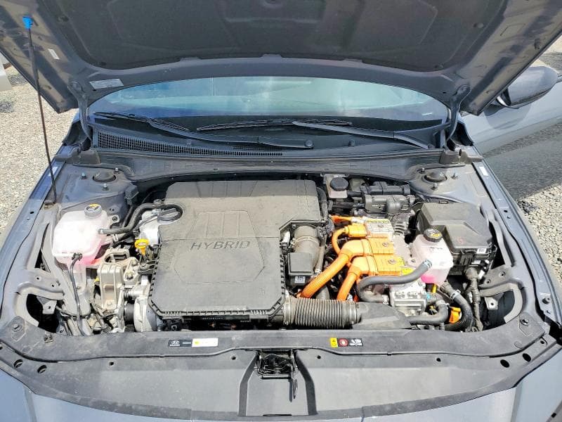 2025 HYUNDAI ELANTRA HYBRID SEL SPORT 11