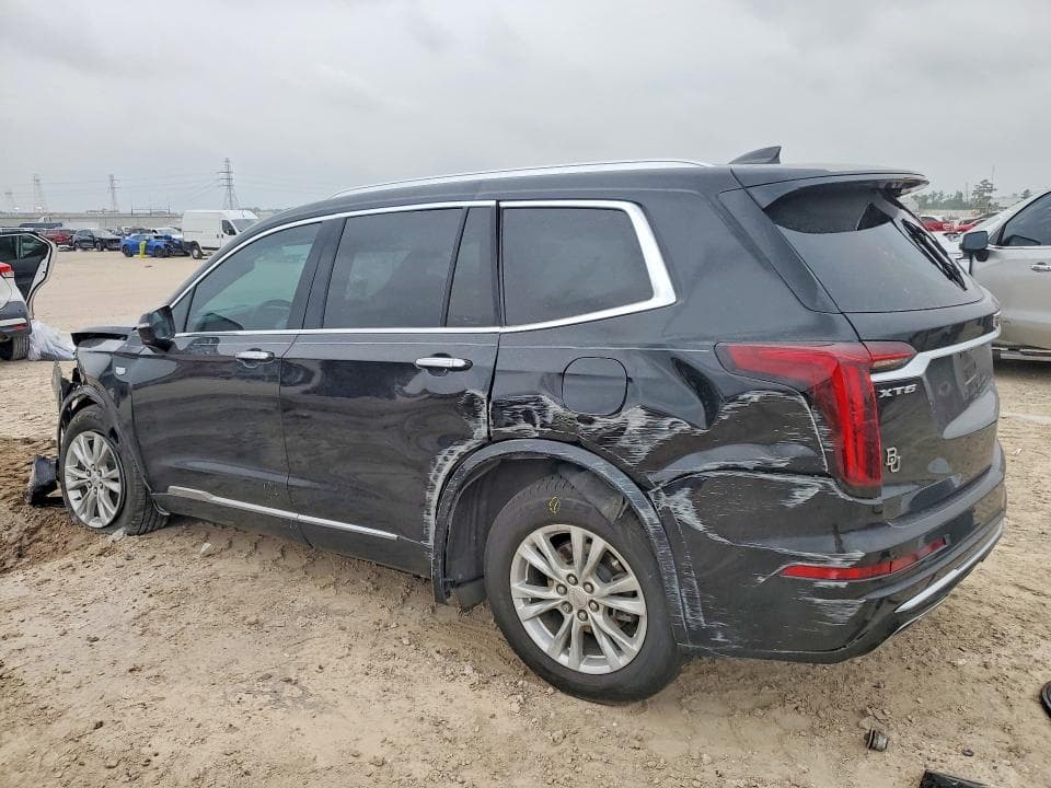 2021 CADILLAC XT6 LUXURY 2