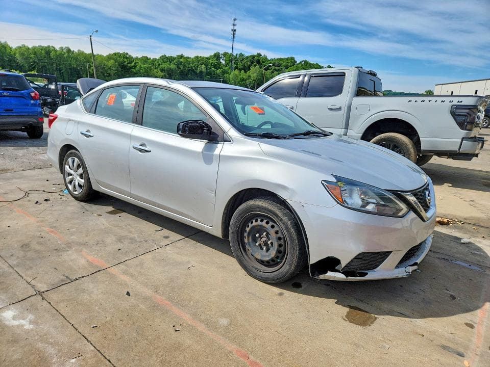 2017 NISSAN SENTRA S 4