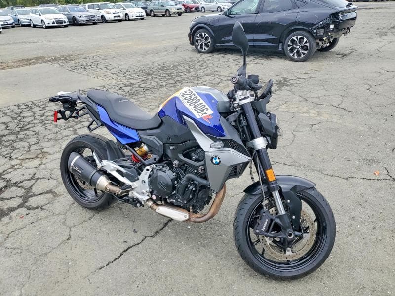 2021 BMW F 900 R - 1
