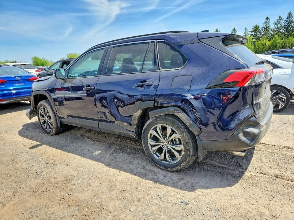2024 TOYOTA RAV4 HYBRID XLE 2