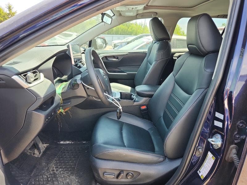 2024 TOYOTA RAV4 HYBRID XLE 7