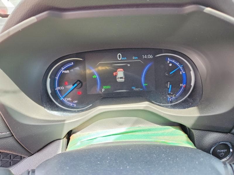 2024 TOYOTA RAV4 HYBRID XLE 9