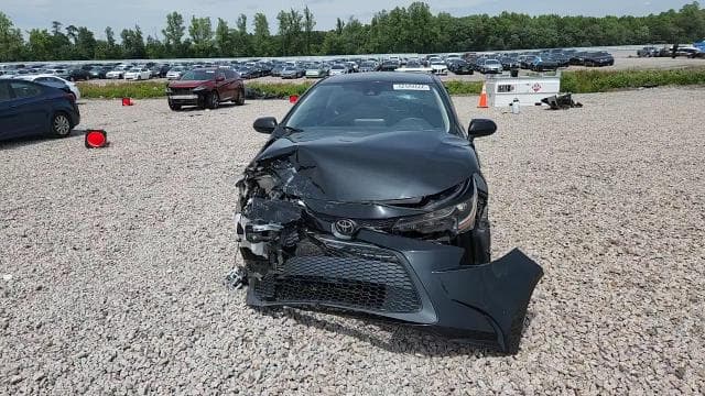 2021 TOYOTA COROLLA LE 13