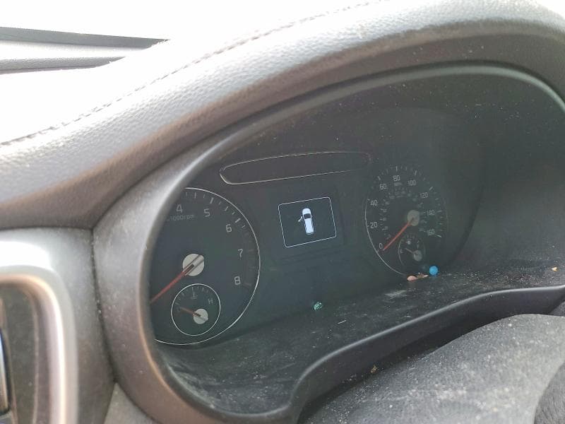 2017 KIA SORENTO LX V6 9