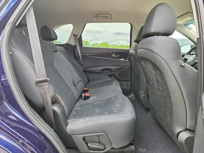 2019 KIA SORENTO S V6 11