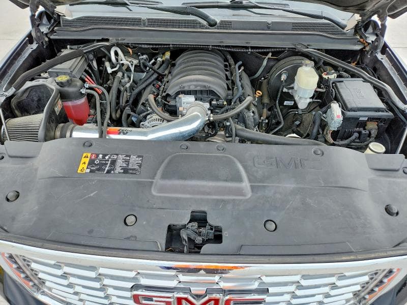 2019 GMC YUKON SLT 12