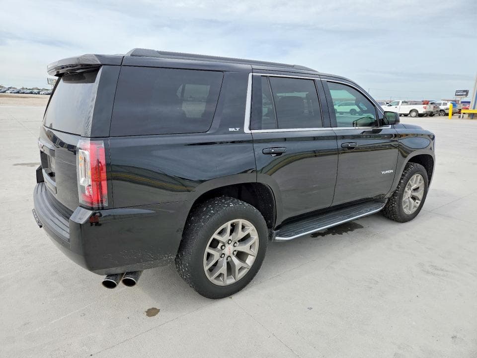 2019 GMC YUKON SLT 3