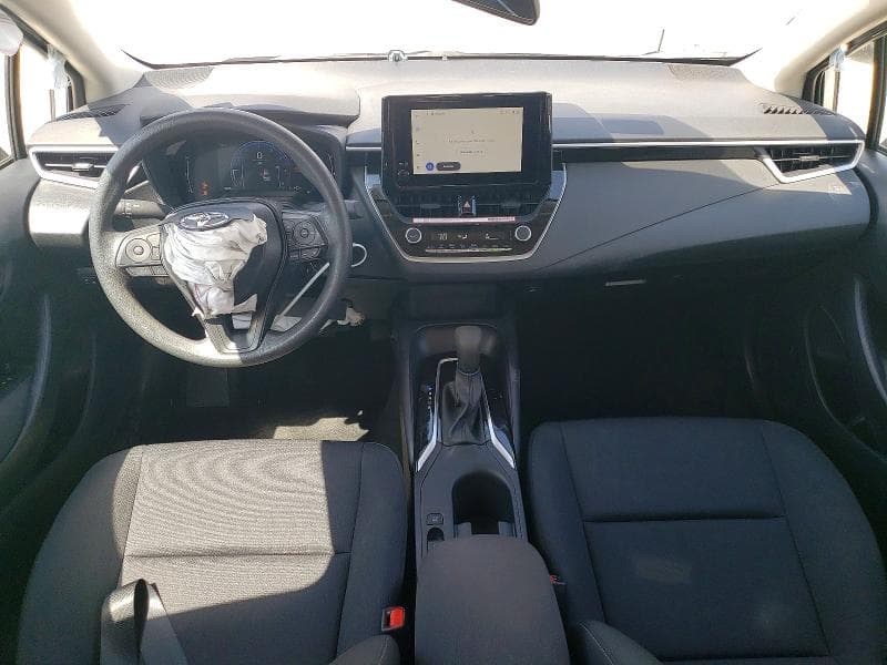 2026 TOYOTA COROLLA LE 8