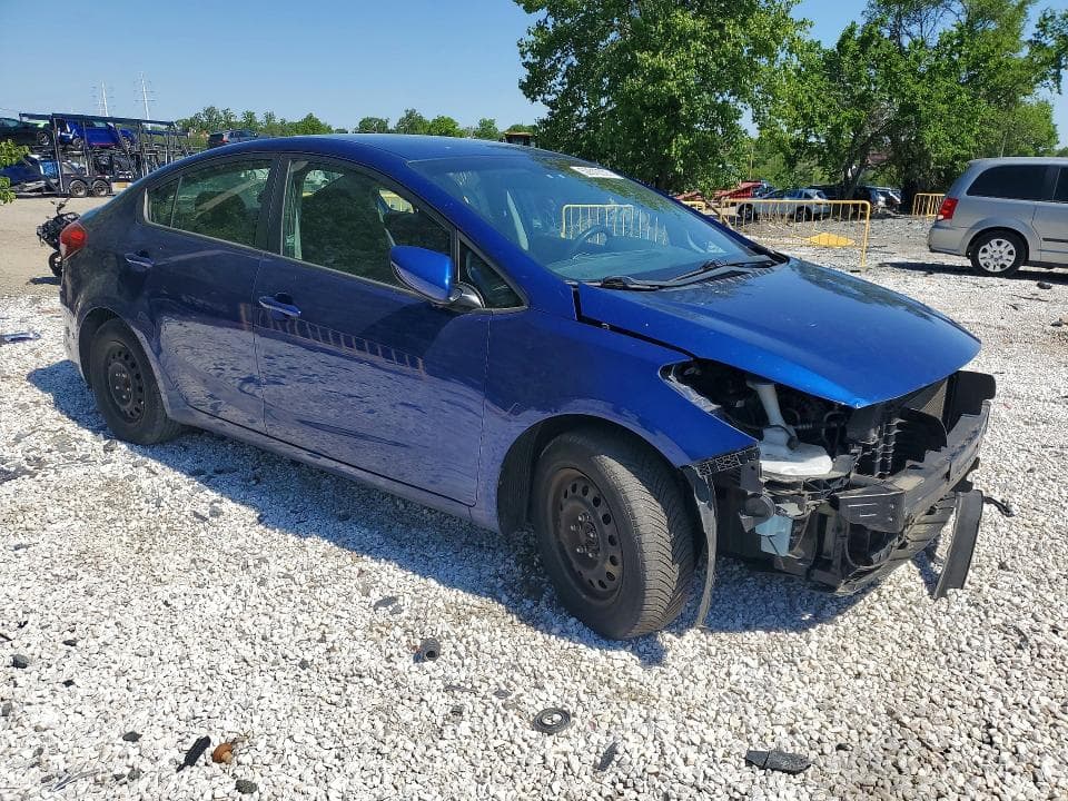 2017 KIA FORTE LX 4
