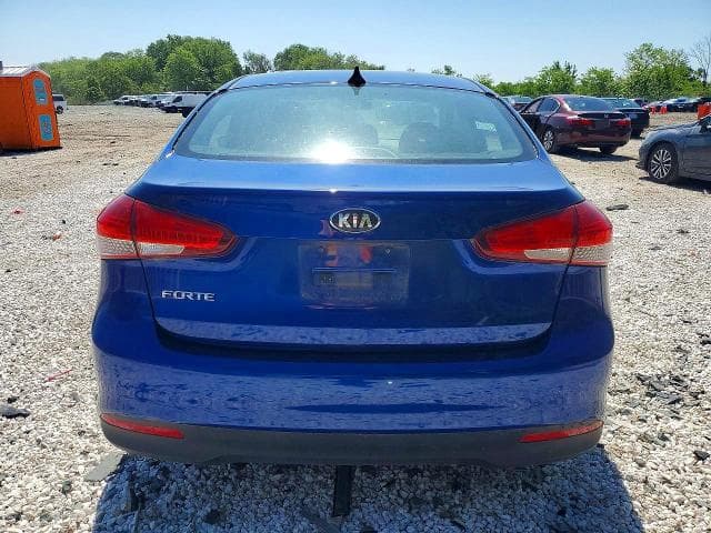 2017 KIA FORTE LX 6
