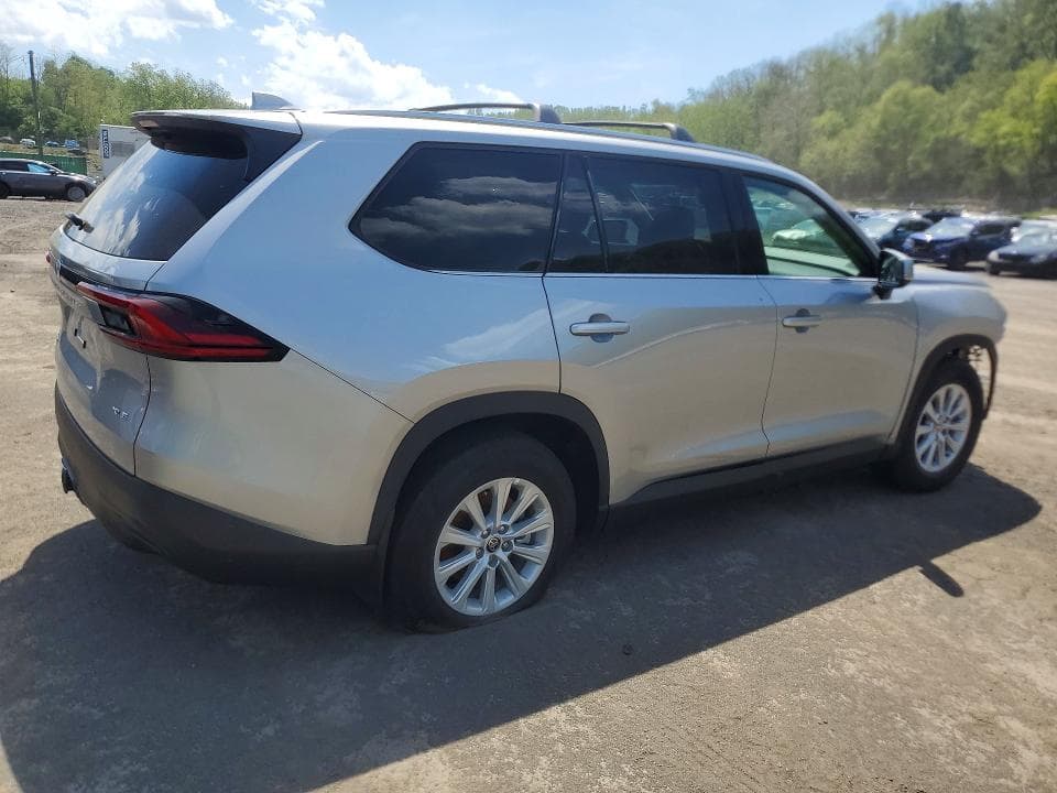 2025 TOYOTA GRAND HIGHLANDER HYBRID XLE XLE 3